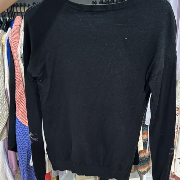 Flowery Embroidery Sweater - Picture 3 of 3